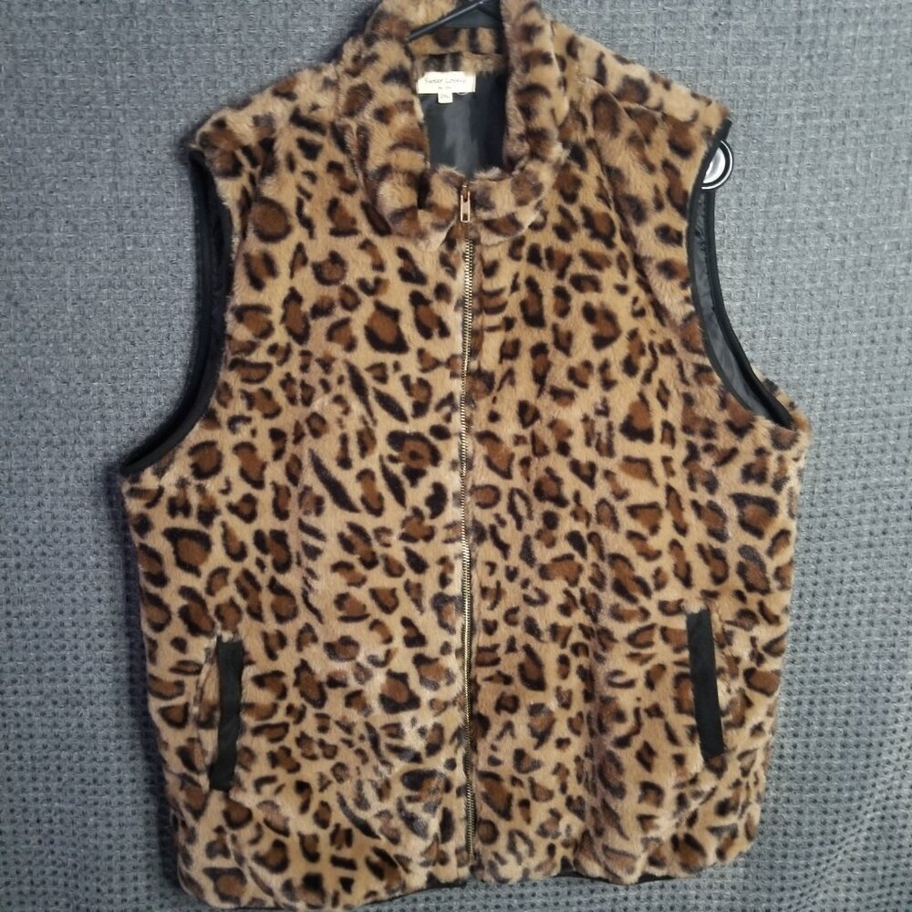Sweet Lovely Leopard High Neck Front Zip Sleeveless Fuzzy Vest Plus 2XL
